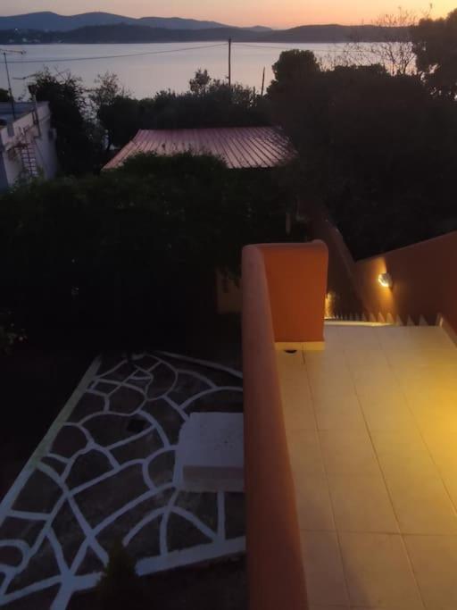 Penthouse Studio Next To The Sea سالاميس المظهر الخارجي الصورة