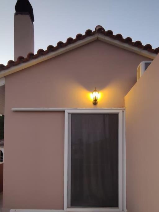 Penthouse Studio Next To The Sea سالاميس المظهر الخارجي الصورة