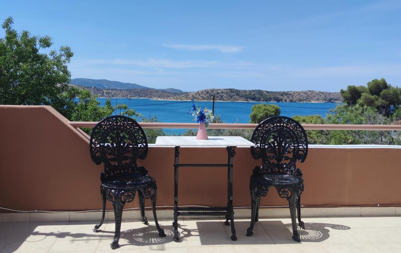 Penthouse Studio Next To The Sea سالاميس المظهر الخارجي الصورة